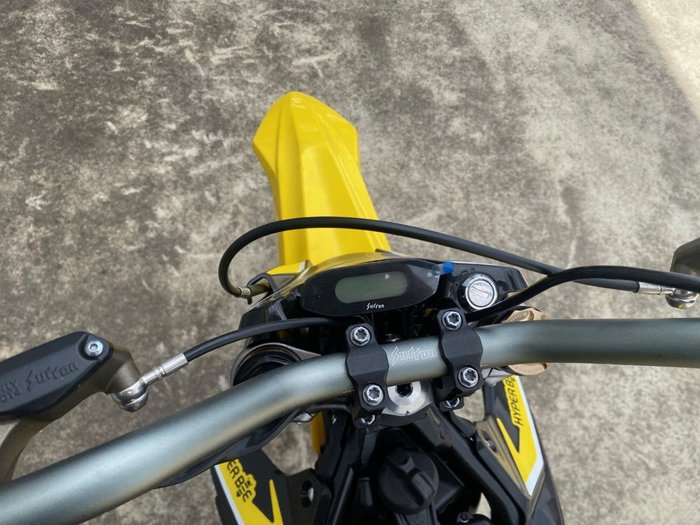 2025 Sur-ron 2025 SUR-RON ELECTRIC HYPER BEE Yellow