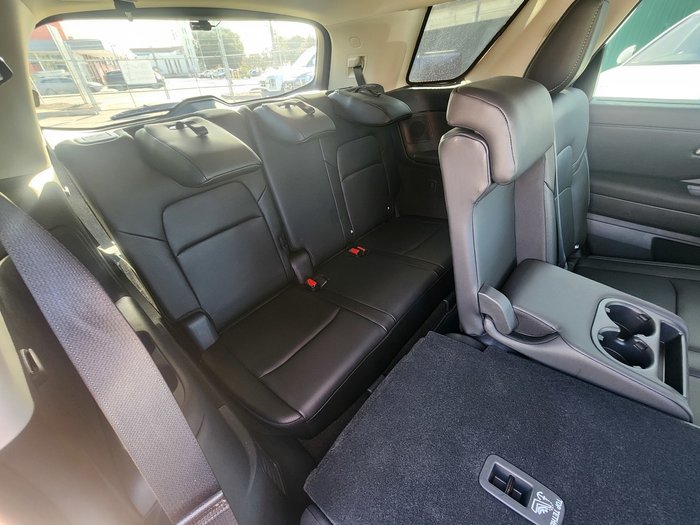 2024 Nissan Pathfinder Ti 2WD