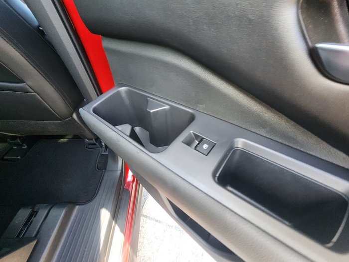 2024 Nissan Pathfinder Ti 2WD