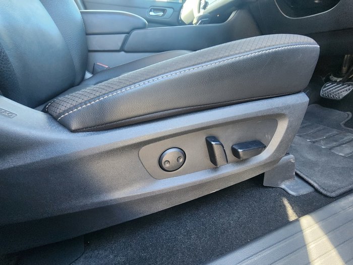 2024 Nissan Pathfinder Ti 2WD