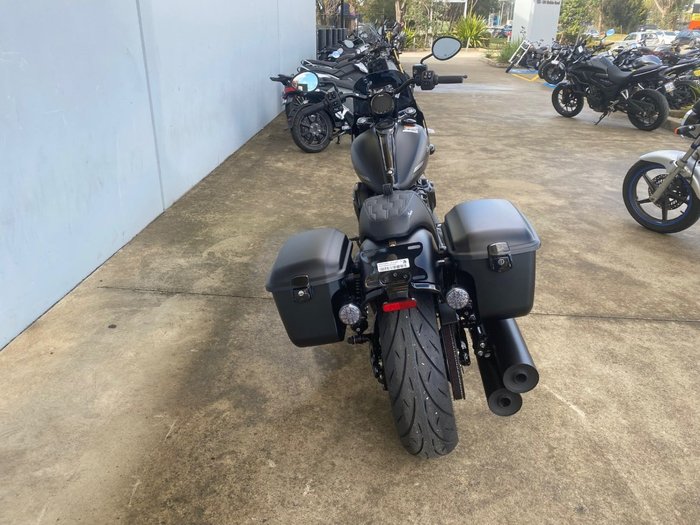 2025 Indian SPORT CHIEF RT Black