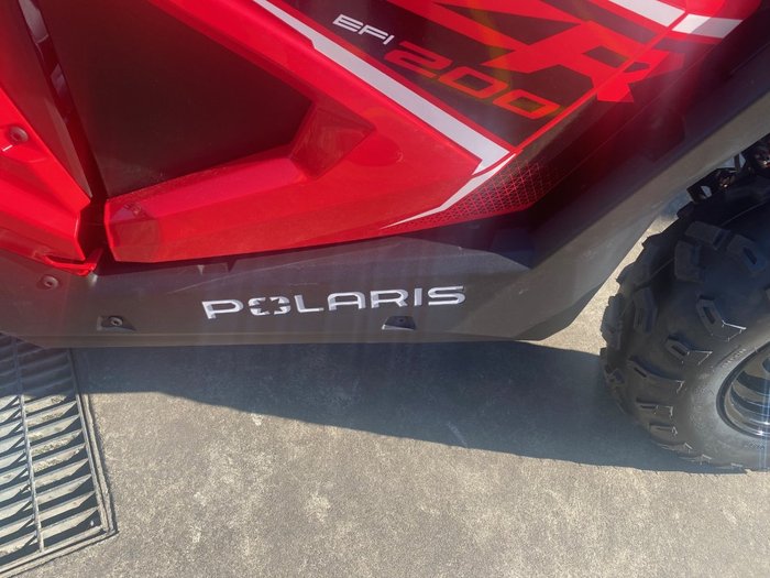 2025 Polaris RZR 200 EFI Red