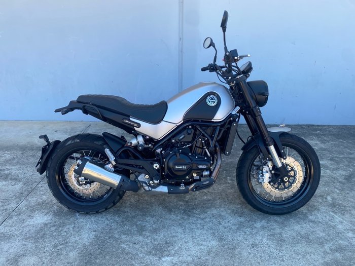 2023 Benelli LEONCINO TRAIL (ABS) Silver