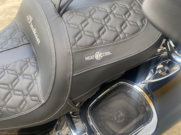2025 Indian ROADMASTER ELITE Black