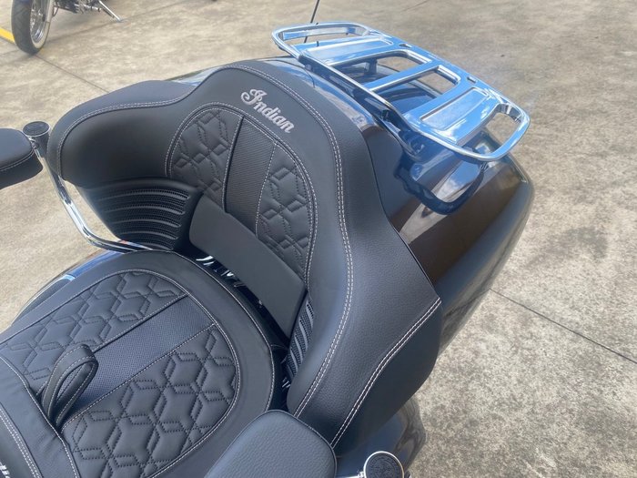 2025 Indian ROADMASTER ELITE Black