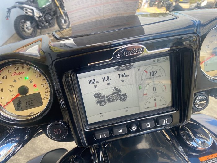 2025 Indian ROADMASTER ELITE Black