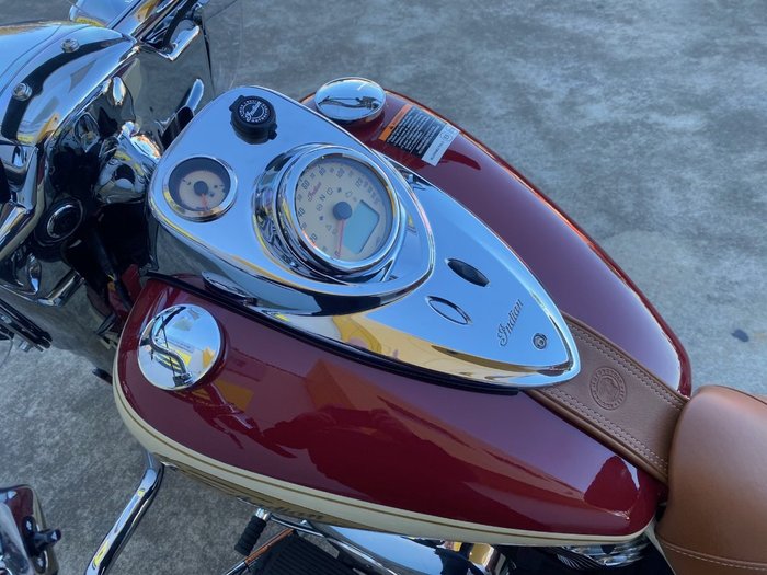 2025 Indian SPRINGFIELD SPECIAL EDITION IVORY WHITE