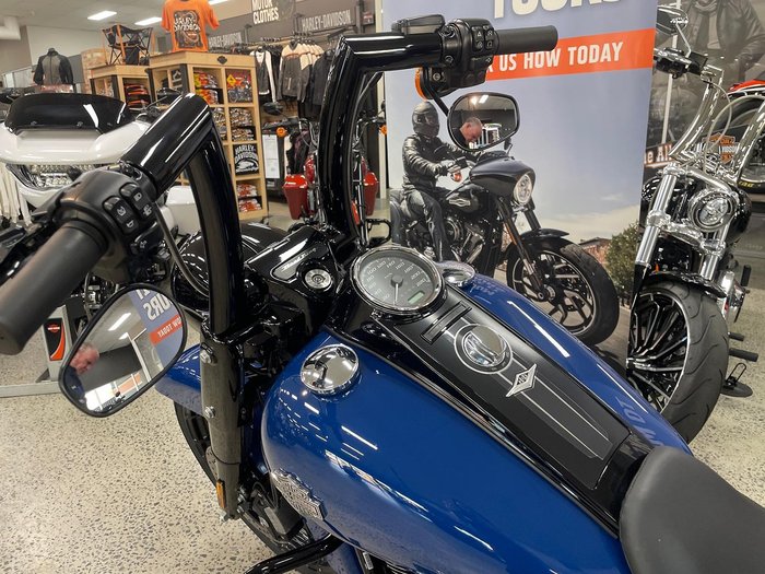 2023 Harley-Davidson Road King Special 114 (FLHRXS) Touring Blue