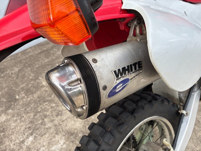 2000 Honda XR650R Red