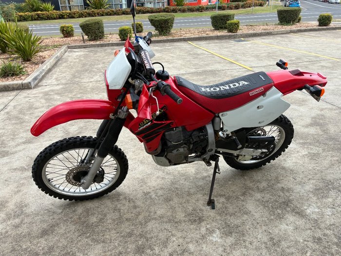 2000 Honda XR650R Red