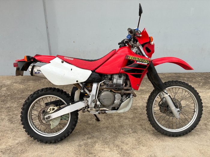2000 Honda XR650R Red