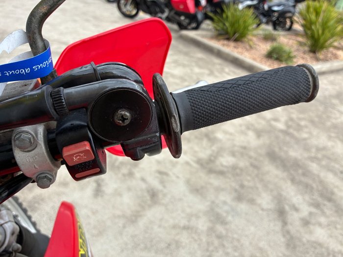 2000 Honda XR650R Red