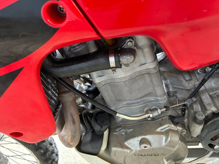 2000 Honda XR650R Red