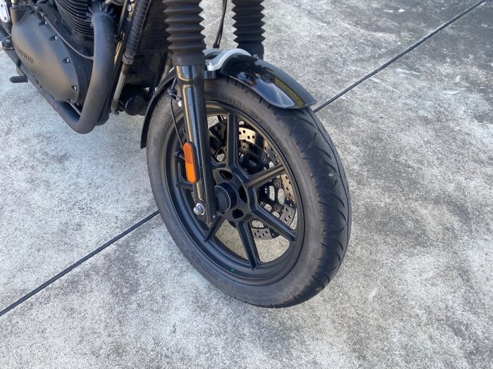 2023 Royal Enfield INTERCEPTOR 650 E5 DARK Black