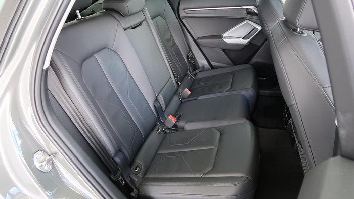 2023 Audi Q3 35 TFSI S line