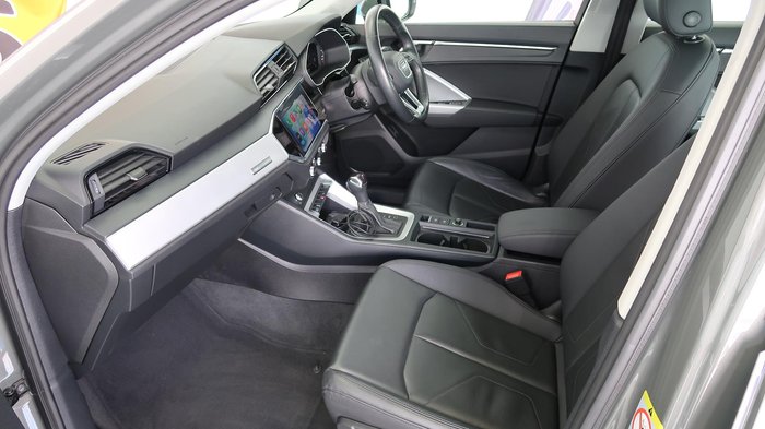 2023 Audi Q3 35 TFSI S line