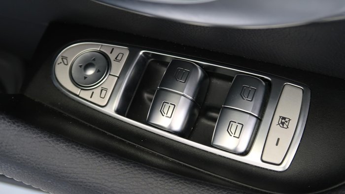 2021 Mercedes-Benz E-Class E200