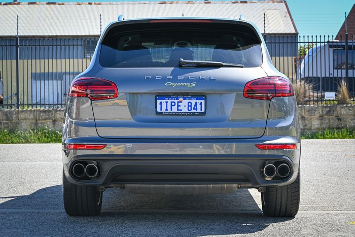 2015 Porsche Cayenne S E-Hybrid
