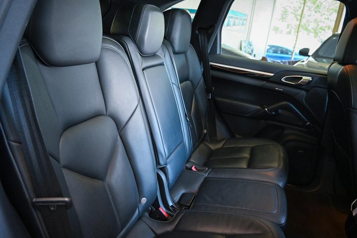 2015 Porsche Cayenne S E-Hybrid