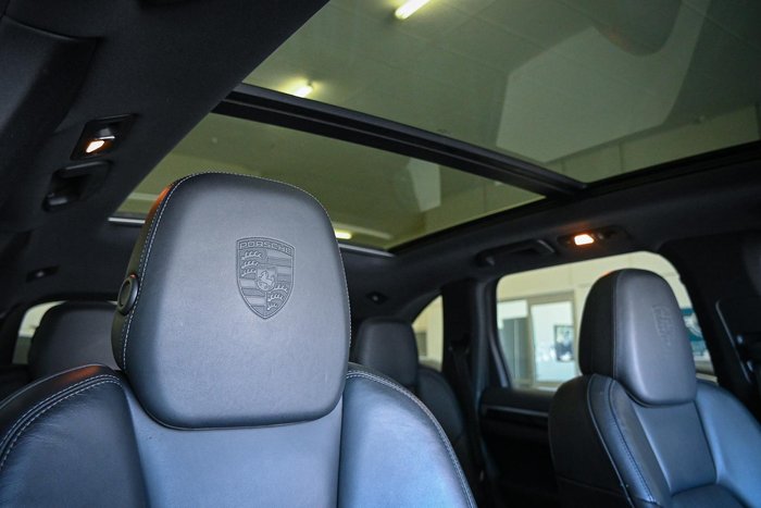 2015 Porsche Cayenne S E-Hybrid