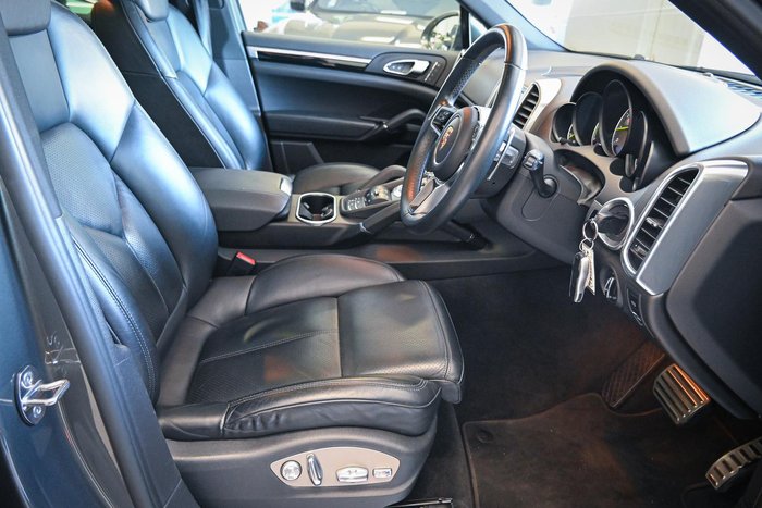 2015 Porsche Cayenne S E-Hybrid