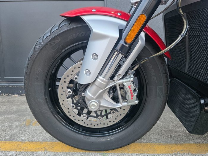 2021 Triumph ROCKET III ROADSTER RED