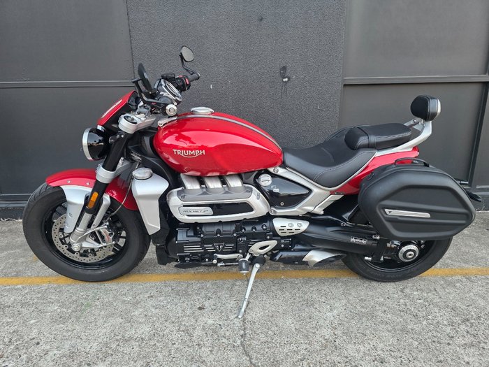 2021 Triumph ROCKET III ROADSTER RED