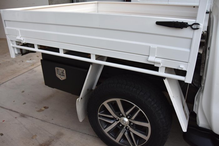 2016 Toyota Hilux SR GUN126R 4X4 Dual Range Glacier White