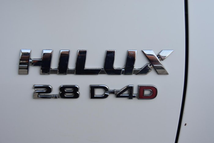 2016 Toyota Hilux SR GUN126R 4X4 Dual Range Glacier White