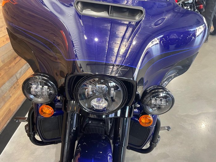 2020 Harley-Davidson Street Glide Special 114 (FLHXS) Touring Blue