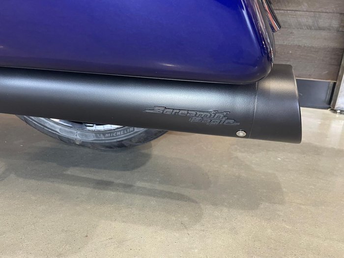 2020 Harley-Davidson Street Glide Special 114 (FLHXS) Touring Blue