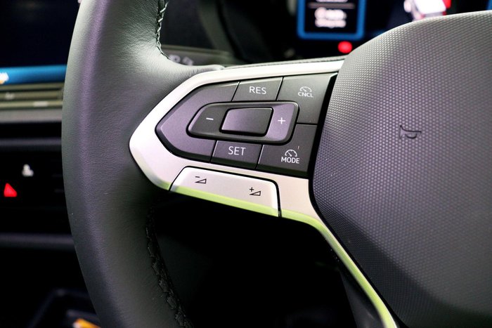 2025 Volkswagen Caddy TSI220