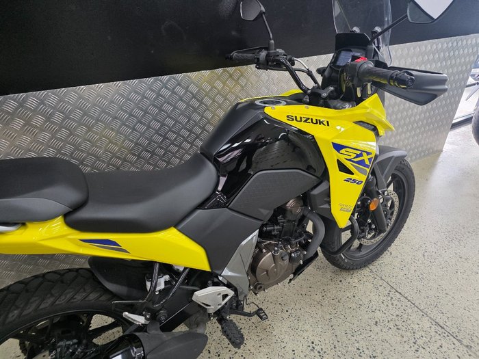 2024 Suzuki V-STROM 250SX (DS250RL) YELLOW