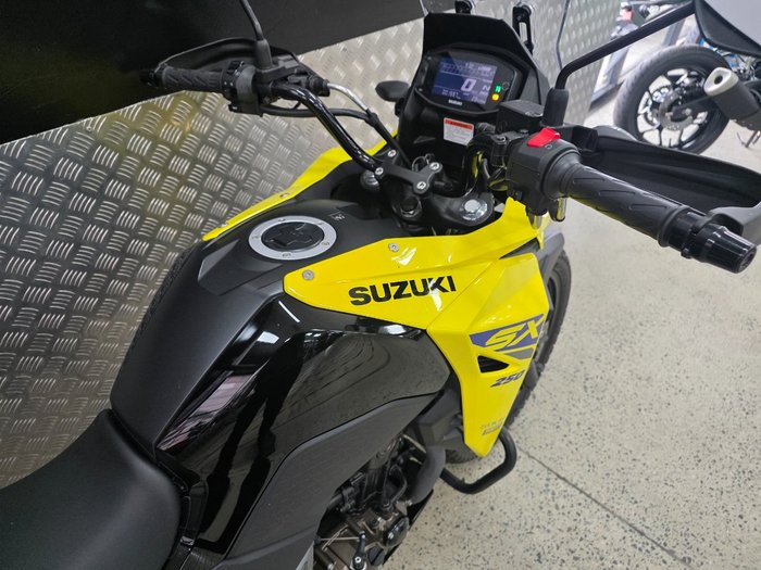 2024 Suzuki V-STROM 250SX (DS250RL) YELLOW