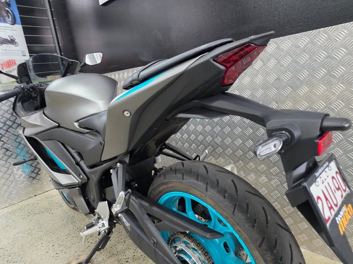 2024 Yamaha YZF-R3 GREY