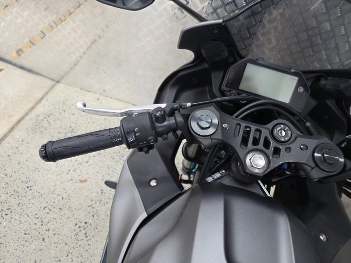 2024 Yamaha YZF-R3 GREY