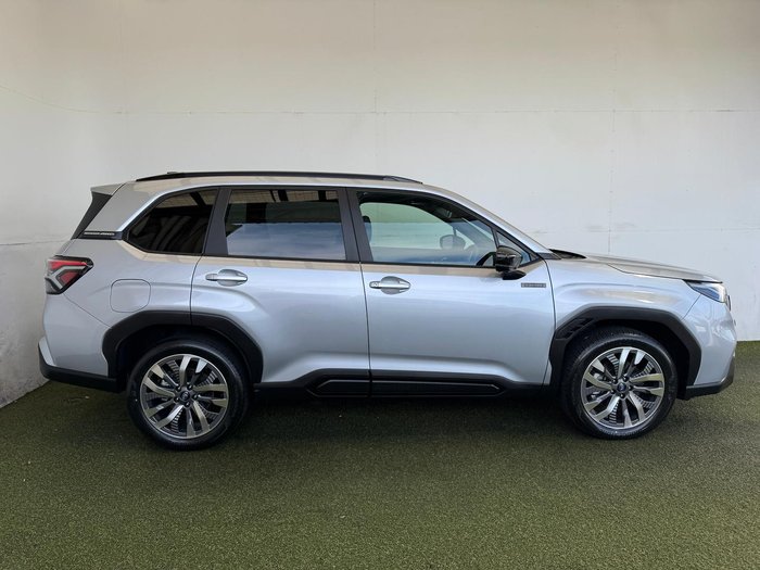 2025 Subaru Forester Hybrid Touring