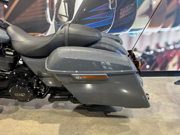 2022 Harley-Davidson Street Glide Special 114 (FLHXS) Touring