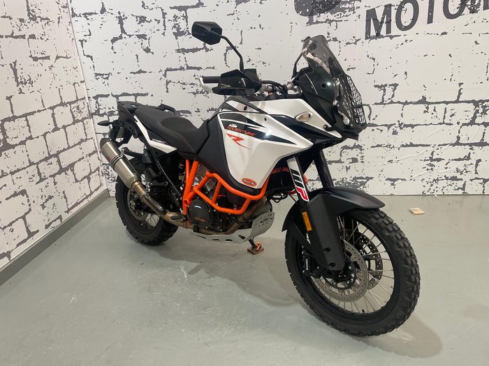 2018 KTM 1090 Adventure R Adventure White