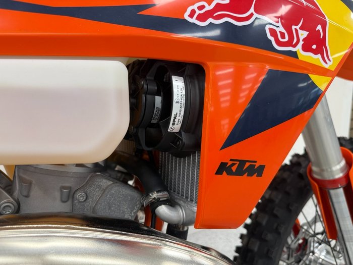 2025 Ktm 300 EXC CHAMPIONS EDITION Orange