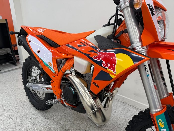 2025 Ktm 300 EXC CHAMPIONS EDITION Orange