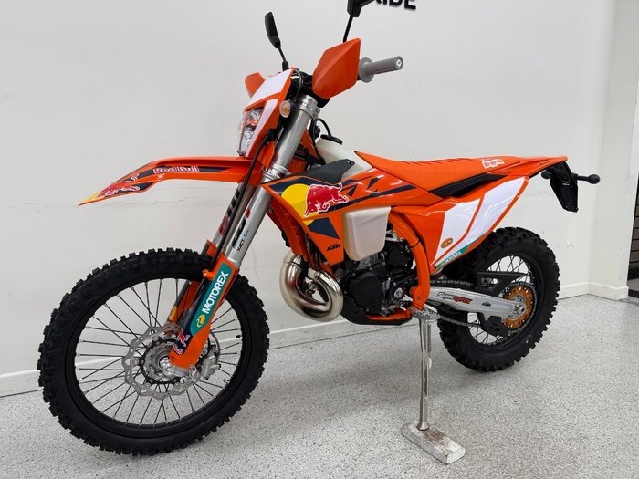 2025 Ktm 300 EXC CHAMPIONS EDITION Orange