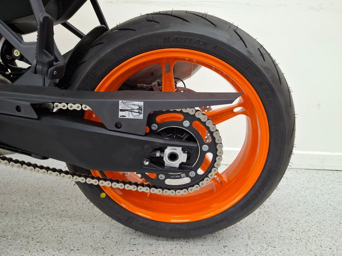 2024 Ktm 990 DUKE Orange