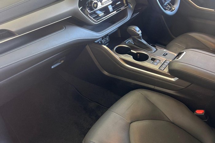 2021 Toyota Kluger Grande