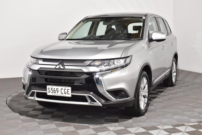 2020 Mitsubishi Outlander ES