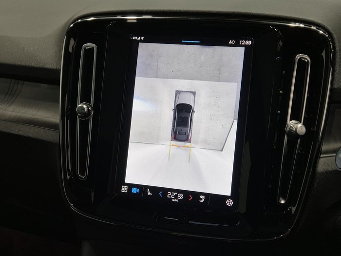 2024 Volvo C40 Recharge Twin