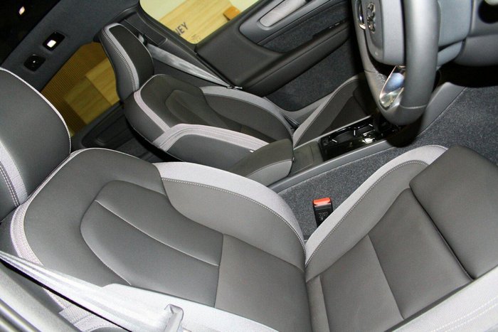2024 Volvo C40 Recharge Twin MY24 AWD Onyx Black