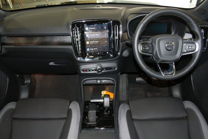 2024 Volvo C40 Recharge Twin