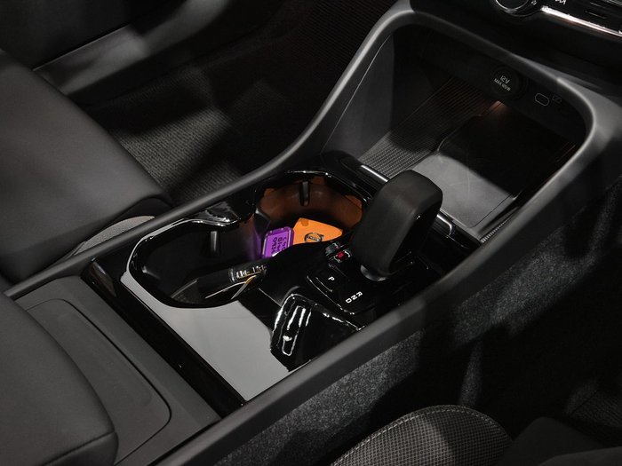 2024 Volvo C40 Recharge Twin