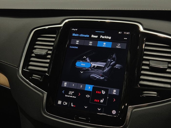 2024 Volvo XC90 Ultimate B5 Bright